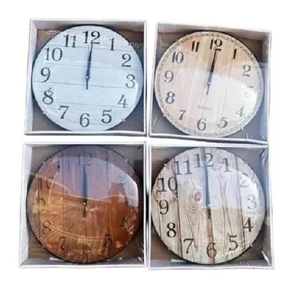 Falióra műanyag  30cm 4 féle  CN2842